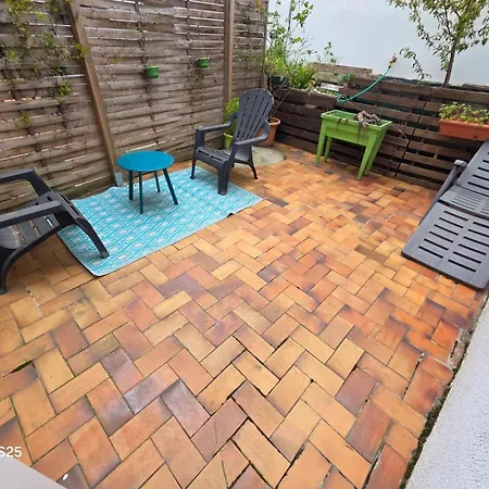 Avec Terrasse Et Clim Proche Centre