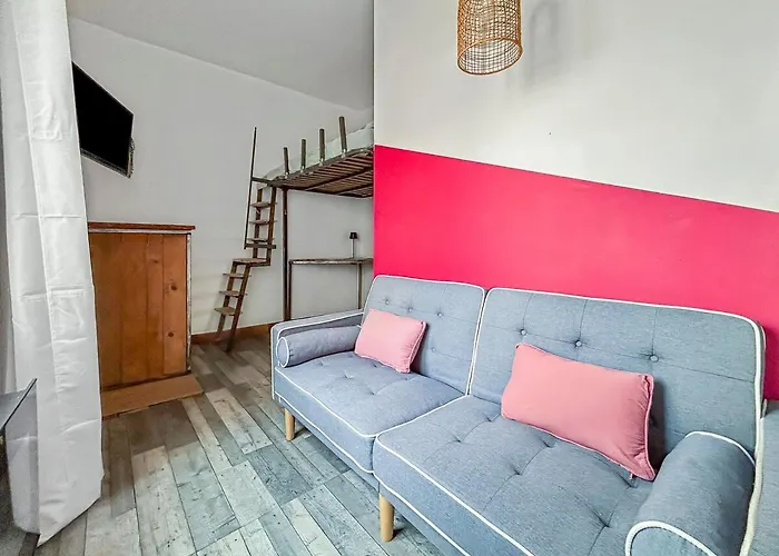 Studio Avec Terrasse Et Clim Proche Centre Carcassonne